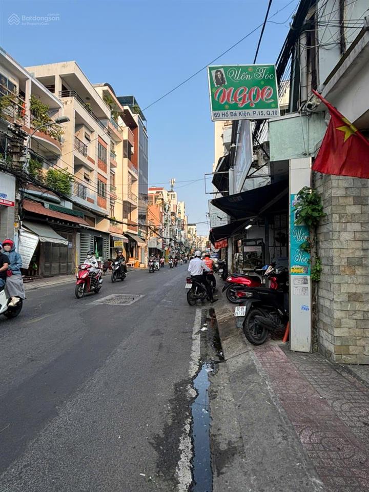 Bán gấp nhà mặt phố hồ bá kiện,q10.dt 9x8m,hđt 50tr/tháng.giá 18,5 tỷ tlcc 0908 569 *** cao sơn