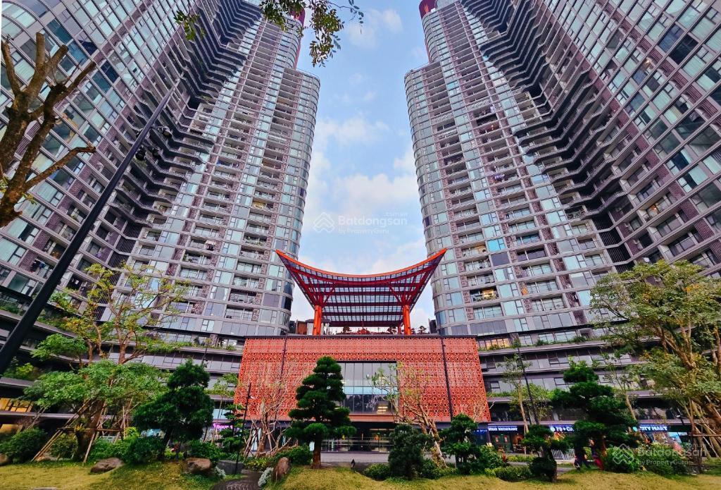 Bán nhanh căn hộ 2 phòng ngủ 2 wc toà landmark ecopark full nội thất