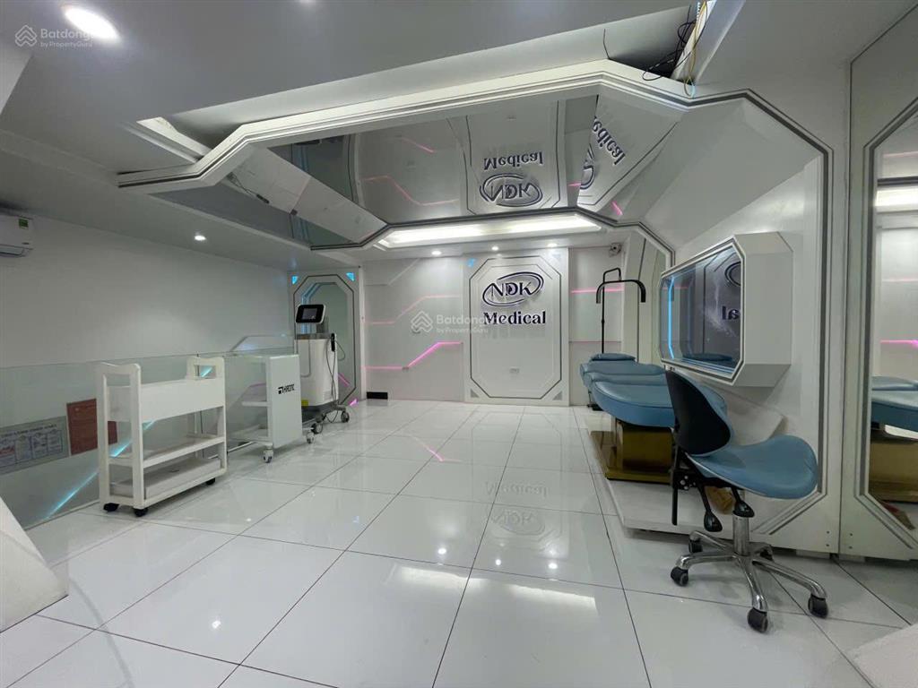 Bán gấp tòa văn phòng đình thôn dòng tiền 80tr/tháng 76,2m2 7tầng thang máy mt5.7m 34tỷ nam từ liêm