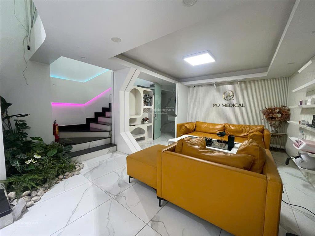 Bán gấp tòa văn phòng đình thôn dòng tiền 80tr/tháng 76,2m2 7tầng thang máy mt5.7m 34tỷ nam từ liêm