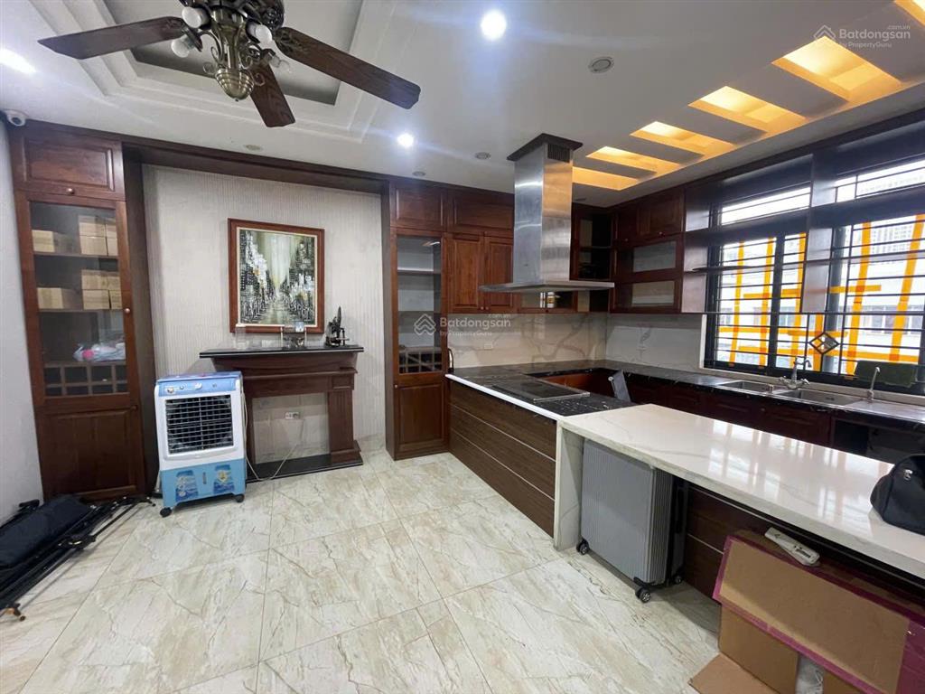 Bán gấp tòa văn phòng đình thôn dòng tiền 80tr/tháng 76,2m2 7tầng thang máy mt5.7m 34tỷ nam từ liêm