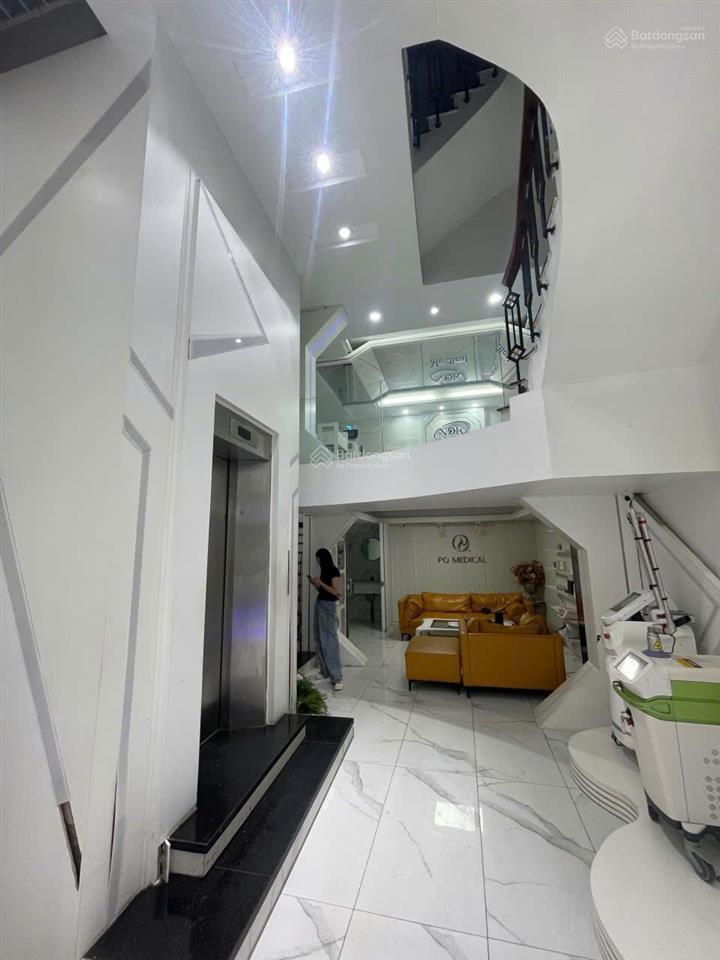 Bán gấp tòa văn phòng đình thôn dòng tiền 80tr/tháng 76,2m2 7tầng thang máy mt5.7m 34tỷ nam từ liêm