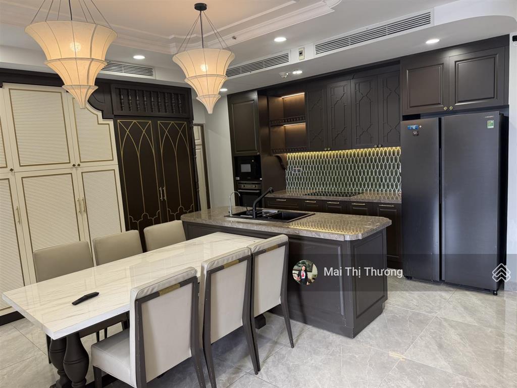 Rẻ nhất hôm nay chậm tay là hết midtown phú mỹ hưng quận 7 nhà như hình giá 47tr/th  0909 462 ***