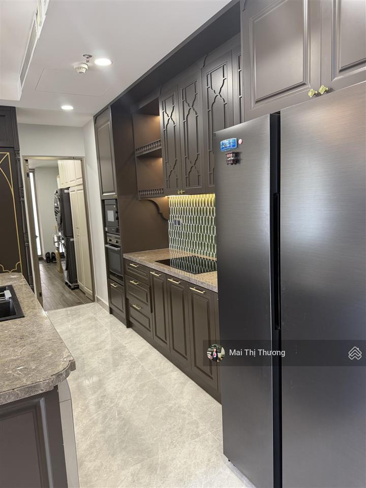 Rẻ nhất hôm nay chậm tay là hết midtown phú mỹ hưng quận 7 nhà như hình giá 47tr/th  0909 462 ***