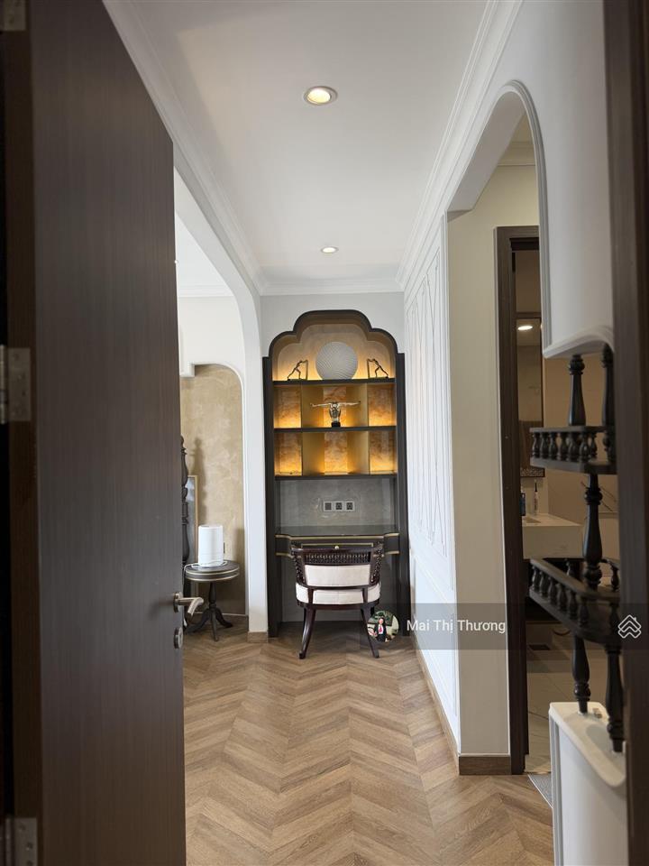 Rẻ nhất hôm nay chậm tay là hết midtown phú mỹ hưng quận 7 nhà như hình giá 47tr/th  0909 462 ***