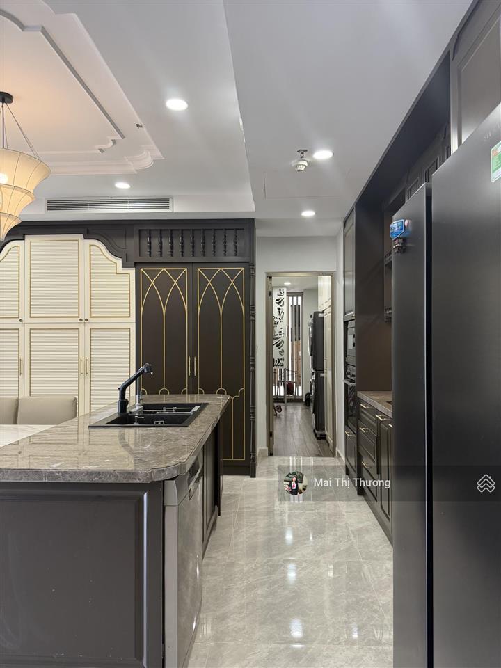 Rẻ nhất hôm nay chậm tay là hết midtown phú mỹ hưng quận 7 nhà như hình giá 47tr/th  0909 462 ***