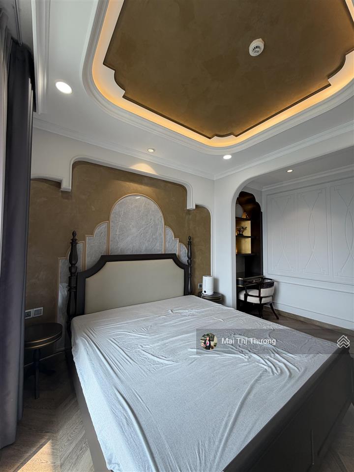 Rẻ nhất hôm nay chậm tay là hết midtown phú mỹ hưng quận 7 nhà như hình giá 47tr/th  0909 462 ***