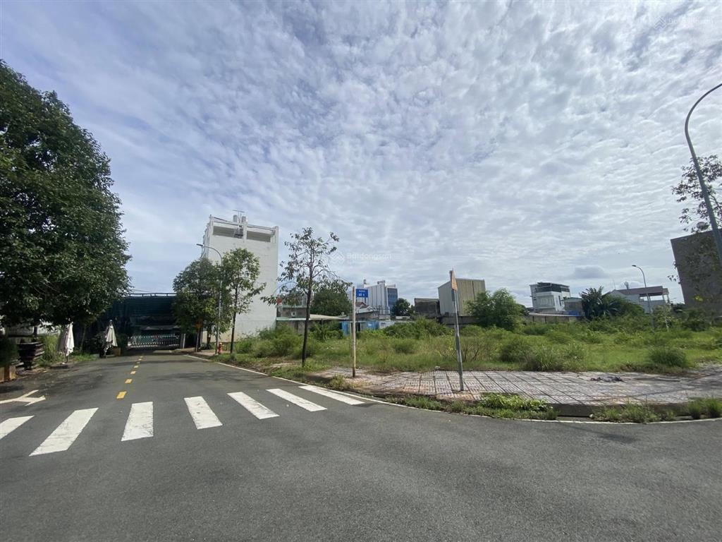 Giảm sốc, kdc phân lô ngay đỗ xuân hợp 113m2(ngang 7,8m) đường 12m giá chỉ 9,5 tỷ tl