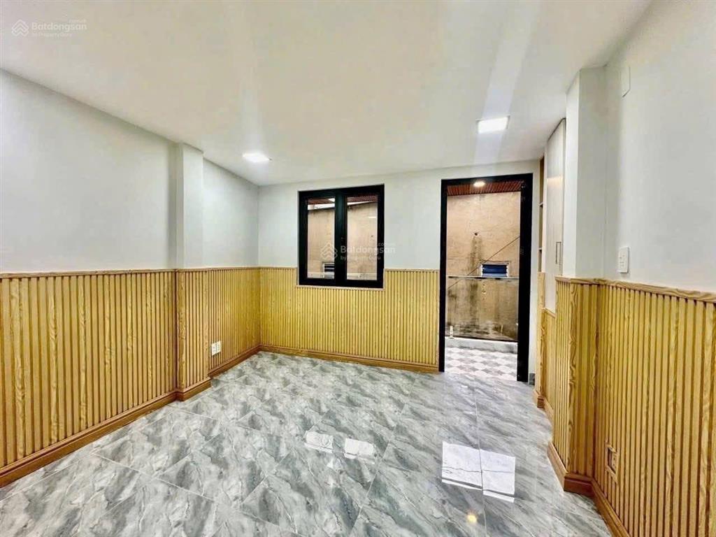 Nhà mới, 3 tầng ( 4x11m), hẻm thông 28/ dương bá trạc p2 q8