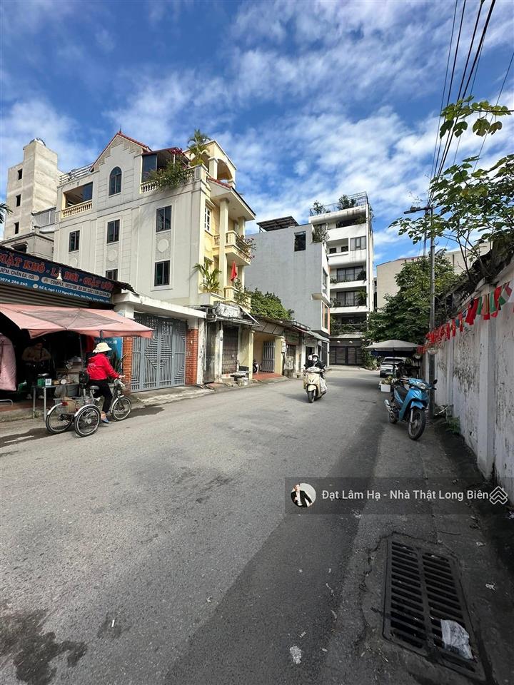 Bán đất nguyễn sơn ngõ thông nguyễn văn cừ 52m2, mặt tiền 4.3m, ô tô 7 chỗ vào thoải mái