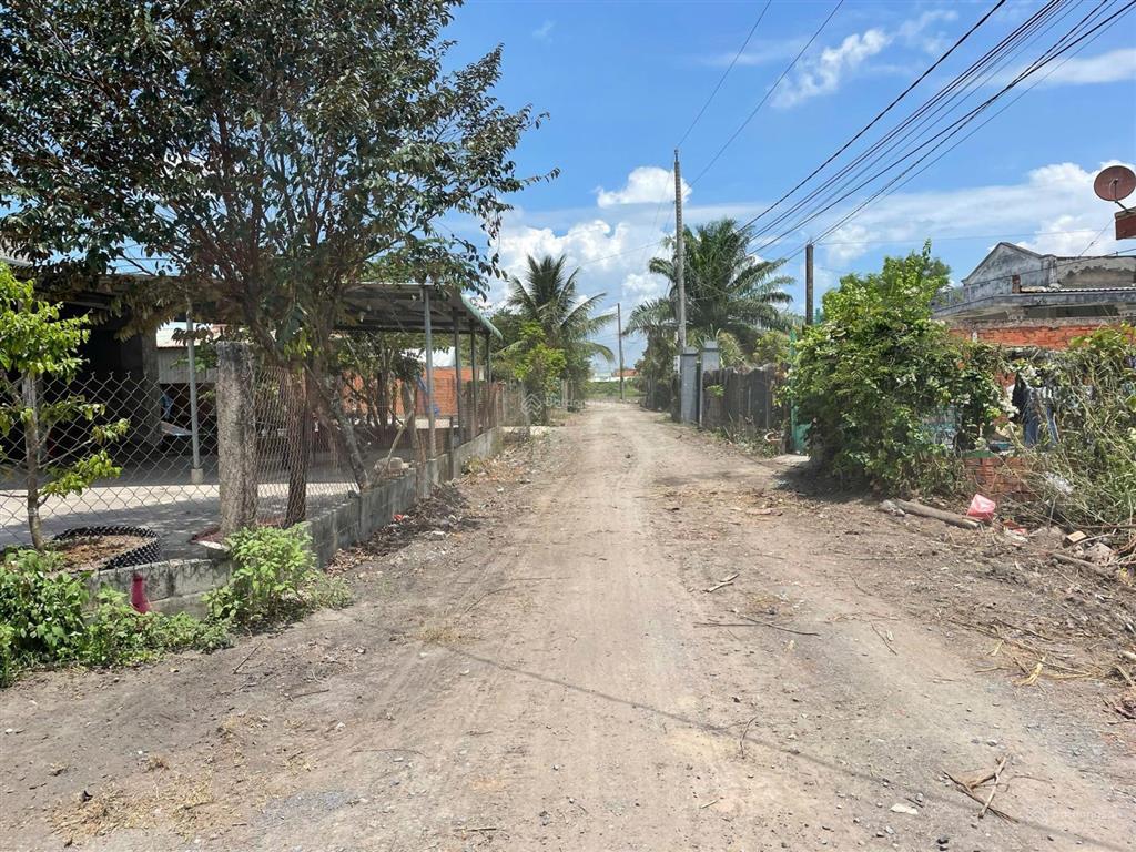 Lô lọt khe vuôn vức 1/ tl 9 6x37m đang chuẩn bị đổ bê tông đường