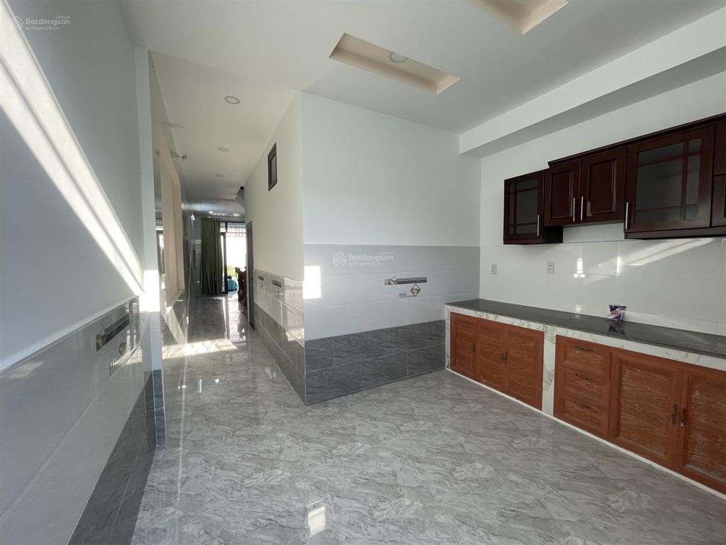 Nhà mặt tiền nguyễn duy dương, 4x18m vị trí kinh doanh