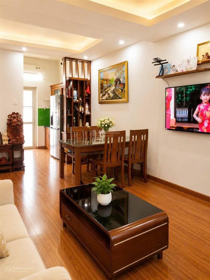 Bán căn hộ 65m² ở resco phạm văn đồng giá hơn 5 tỷ