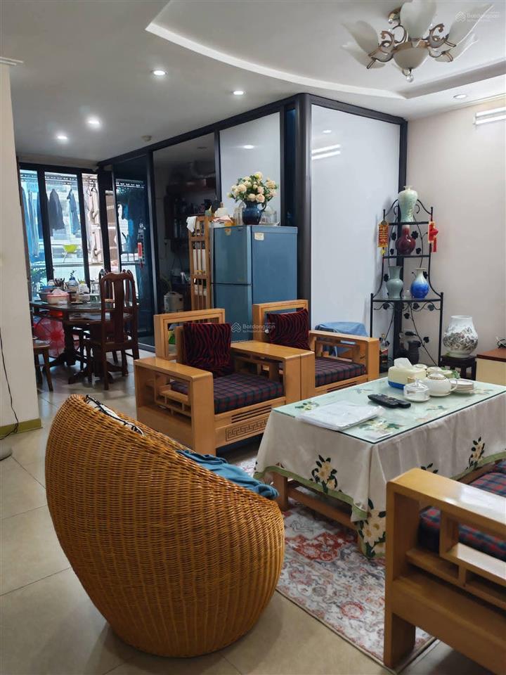 Cần rất gấp  bán căn hộ dt 112m²  goldenland  nguyễn trãi  thanh xuân  9.x tỷ