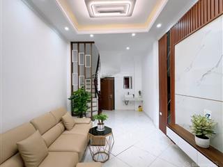 Bán nhà thái hà  6 tầng  8,35 tỷ  gần phố  ngõ rộng  nhà mới