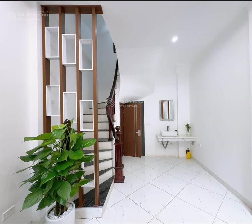 Bán nhà thái hà  6 tầng  8,35 tỷ  gần phố  ngõ rộng  nhà mới