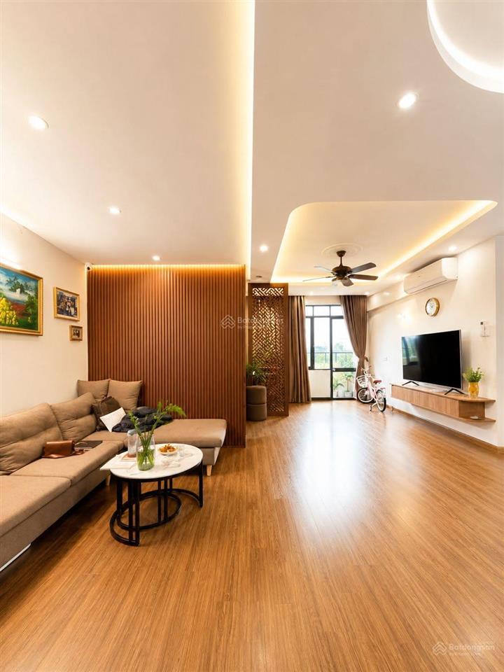 Căn hộ resco oct3b giá đầu tư  dt 118m²  62 tr/m2