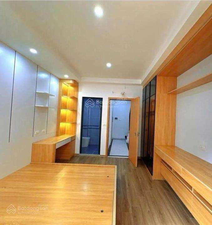 Mới nhất 8.2026. bán nhà phạm văn đồng, cầu giấy 6 tầng thang máy