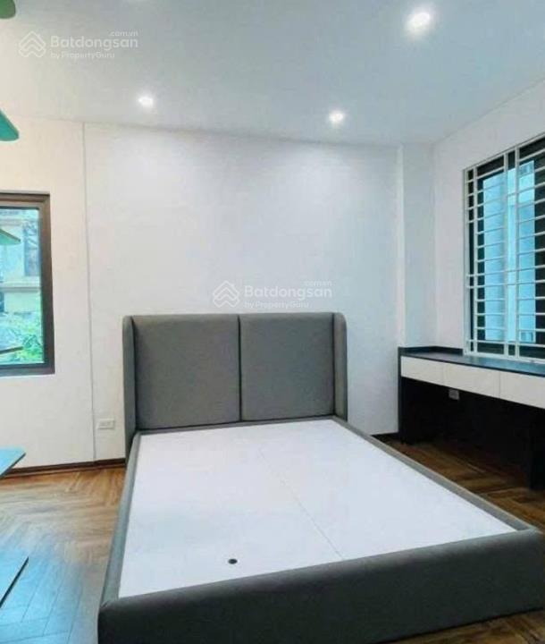 Bán nhà yên hòa, cầu giấy hơn 6 tỷ, gần phố, trước nhà rộng, vị trí thoáng đẹp