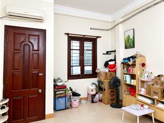 Bán nhà mỹ đình, dt 33m2, hơn 7 tỷ, dân xây, 100m ra phố