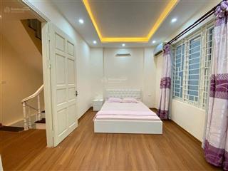 Hơn 8 tỷ  sở hữu ngay nhà 5 tầng ngã tư cầu giấy, nhà đẹp mới ra 8.2026