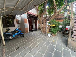 Bán nhà mặt tiền ngang 8.3 nhà 2 tần