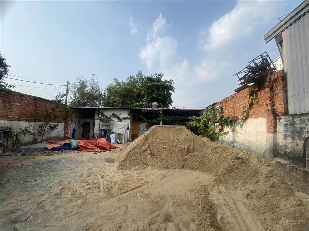 Bán đất mặt tiền phan văn hớn (gần trường chinh)  căn góc, diện tích lớn ~300m2