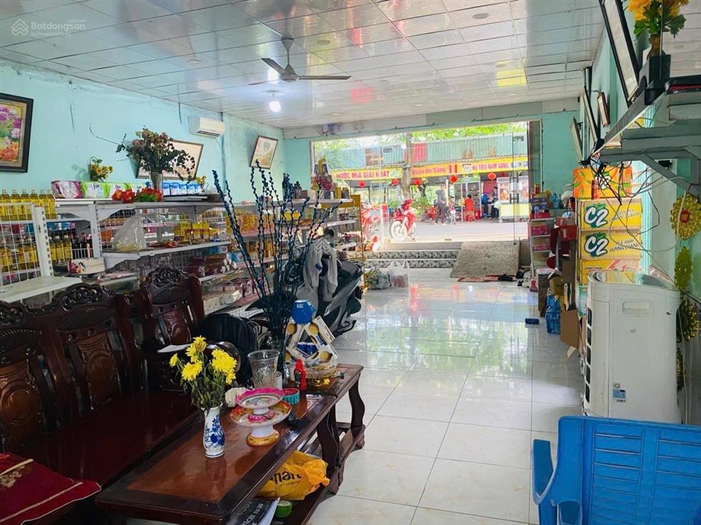 Bán rẻ nhà 394m2 thổ cư full mt trương văn đa