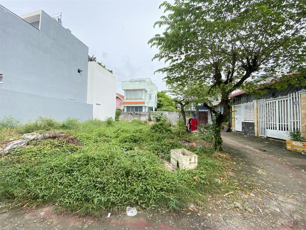 Bán rẻ lô góc 2mt 113.3m2 xã bình chánh qh dân cư đông đúc