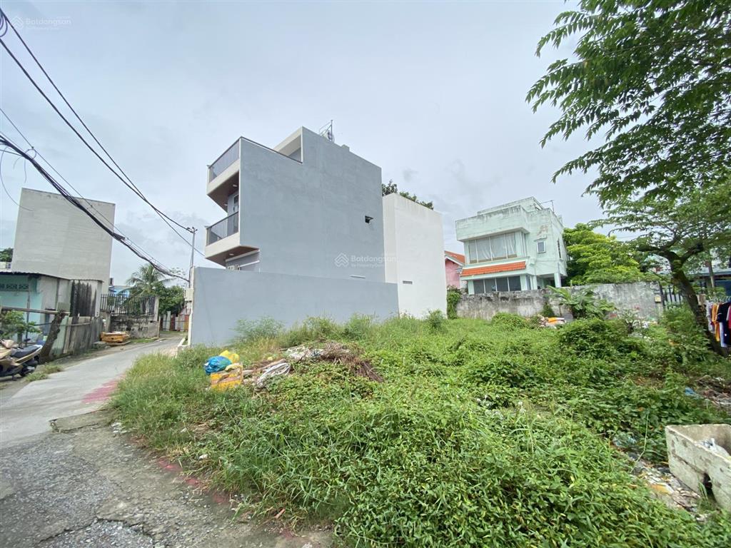 Bán rẻ lô góc 2mt 113.3m2 xã bình chánh qh dân cư đông đúc