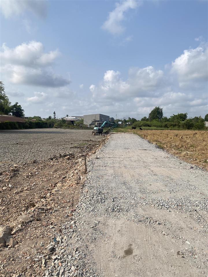 Bán rẻ nền 80m2 thổ cư giá 1.9ti xã bình chánh đường ôtô