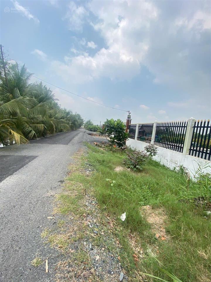 Chủ lớn tuổi cần bán rẻ đất 3000m2 có 300m2 thổ cư mt thích thiện hòa