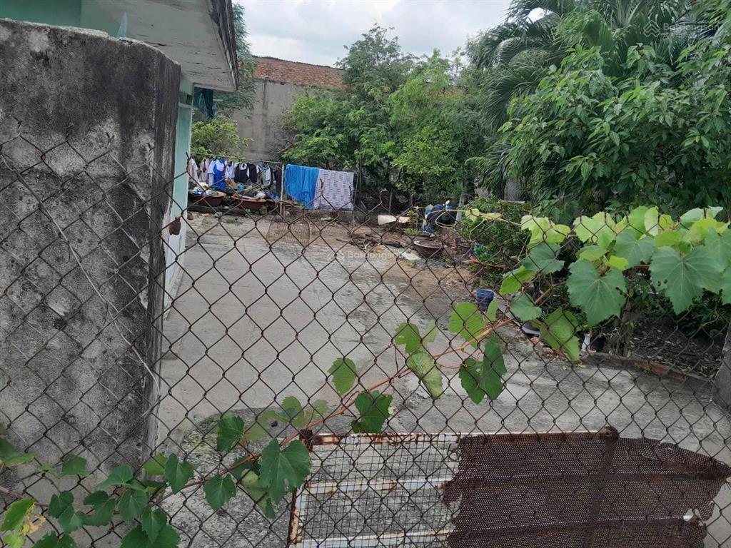 Bán đất thổ cư 300m2 mt đường nhựa xã hưng long giá 5.4ti