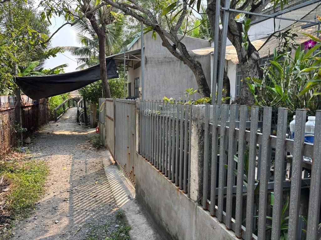 Bán nhà vườn 763m2 ngay tt tân túc giá 5.3 tỷ