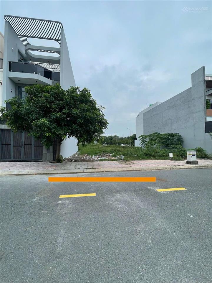 Hàng ngộp giá rẻ 100m2 kdc 47ha an phú tây giá 3.9ti
