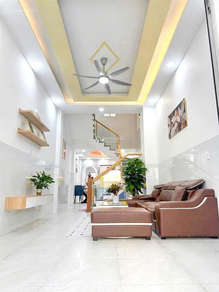 Giảm 300tr  còn 6.9 tỷ 83m2 ( 3.6 x 23)  3 tầng btct  đường 6m  giáp tân phú