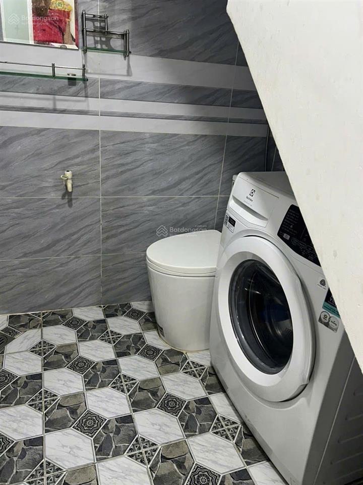 Duy nhất 1 căn nhà cmt8  phường 15 quận 10  17m2  1 trệt 1 lầu  đẹp ở ngay  chỉ 1 tỷ 850