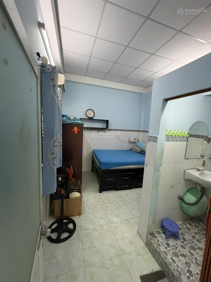 Bán nhà đất  5,1 tỷ  bình tân  lô góc  ô tô đậu  48m²  4pn, 3wc  cách chợ và trường ~50m