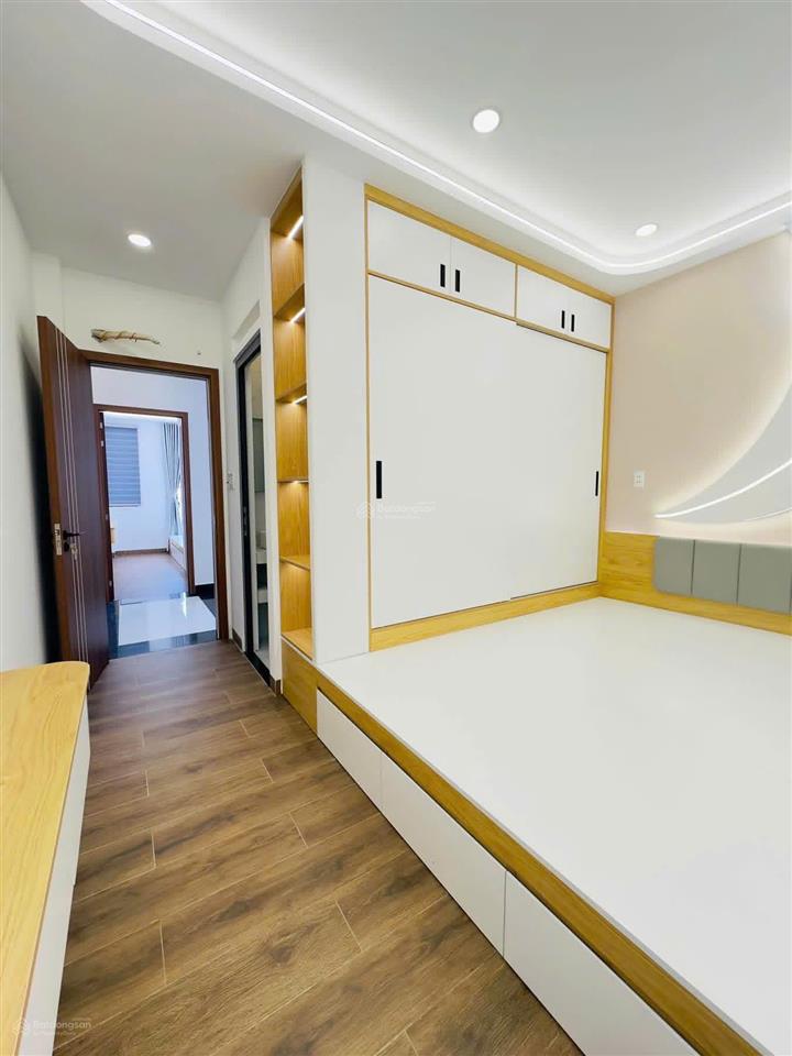 Nhà mới 5 tầng  52m2 ( 3.9 x 13.5)  4pn  đường 5m thông  không qh, không lg  chỉ 7.4 tỷ tl.