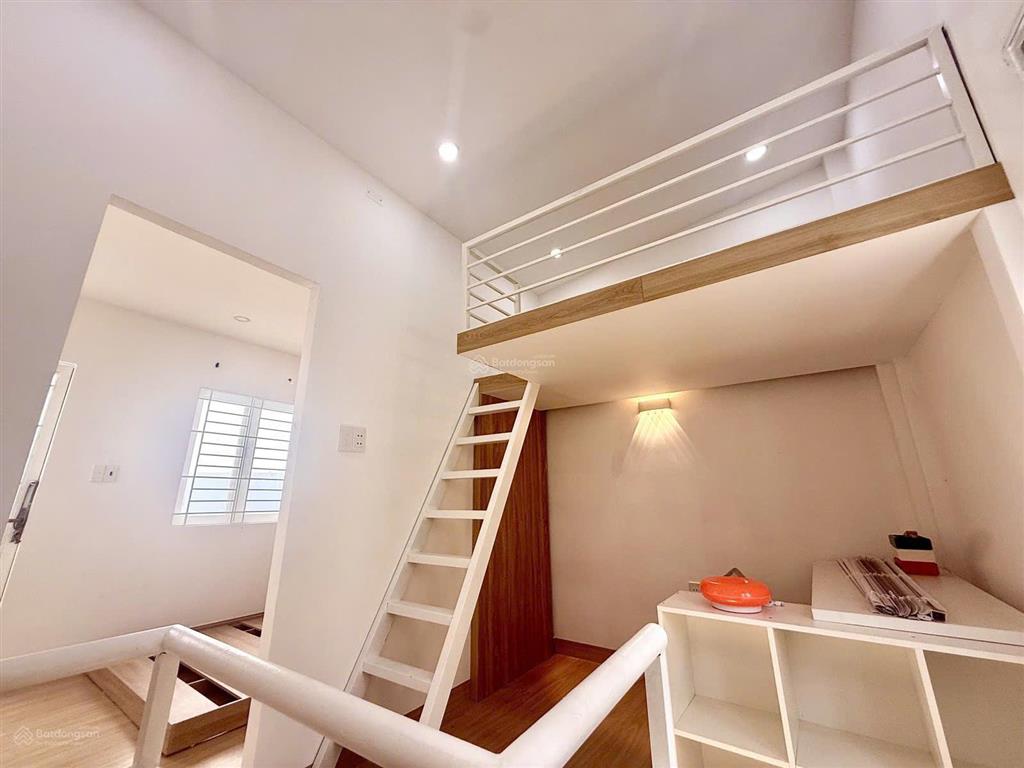 Nhà đẹp trung tâm tân bình  2,950 tỷ tl  dt 20m² (3,5x6)  2 tầng ,2 pn  giáp quận 3 và quận 10