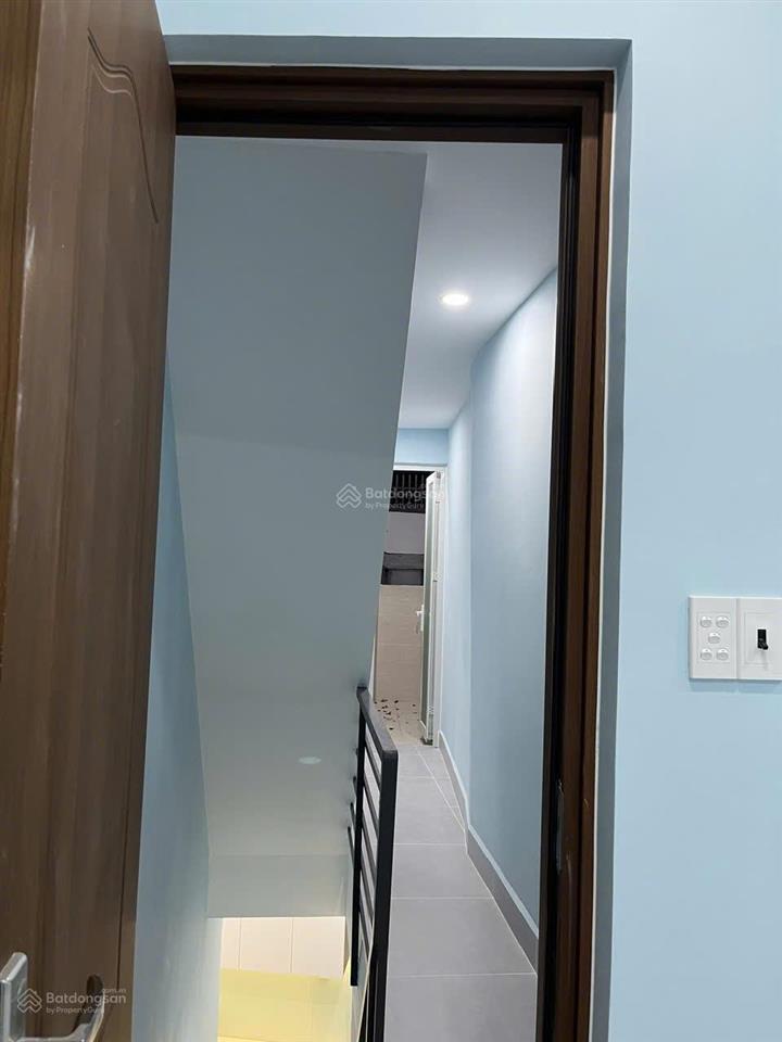 Chủ xoắn bán giám mạnh 150 triệu  3m x 8m 3 tầng  trung tâm quận tân bình chỉ 3.8 tỷ tl  shr