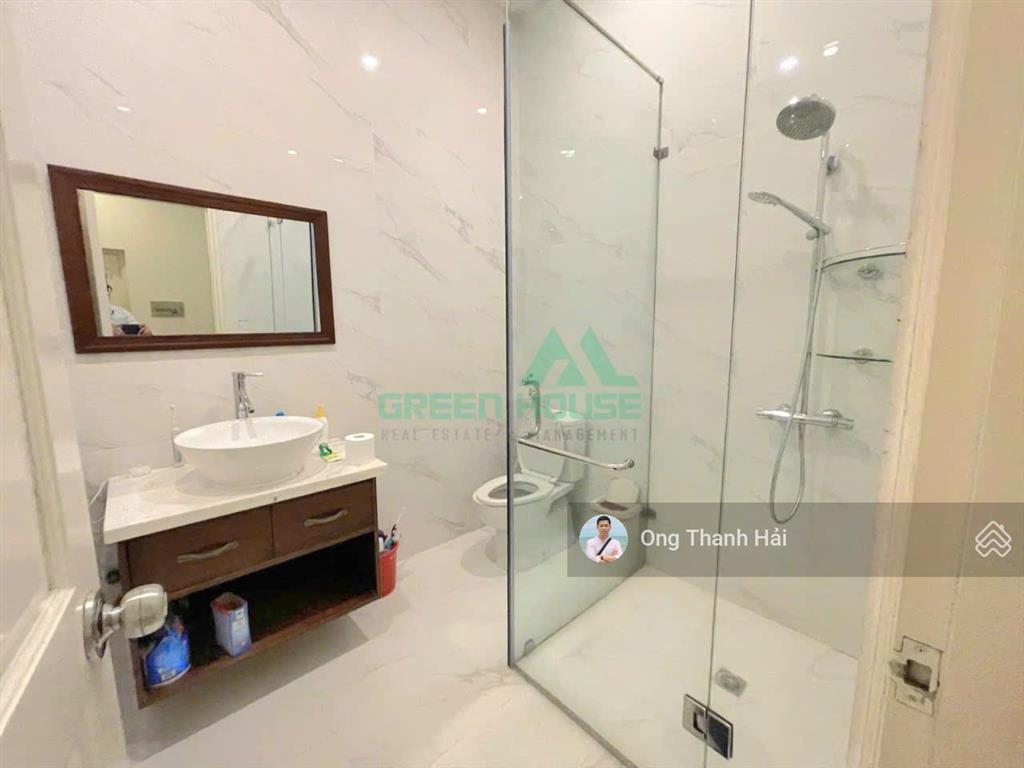 Cho thuê biệt thự đầy đủ nội thất tại phú mỹ hưng, 237m2(13,2x18m)3 tầng,3pn,cạnh siêu thị vivocity