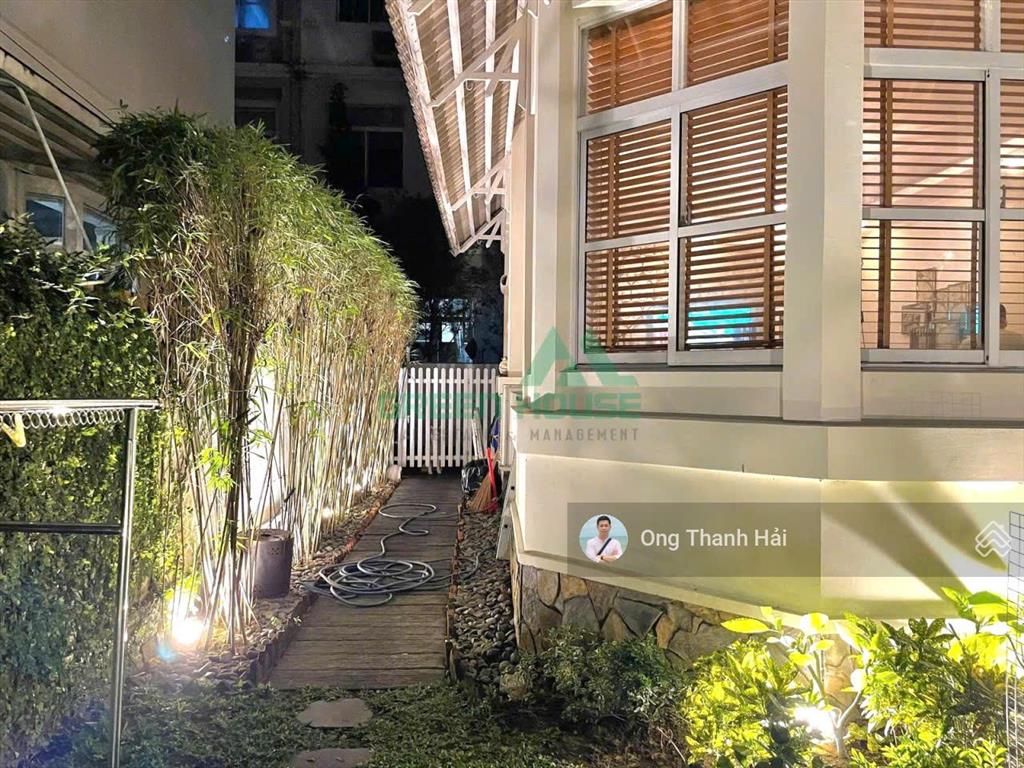 Cho thuê biệt thự đầy đủ nội thất tại phú mỹ hưng, 237m2(13,2x18m)3 tầng,3pn,cạnh siêu thị vivocity