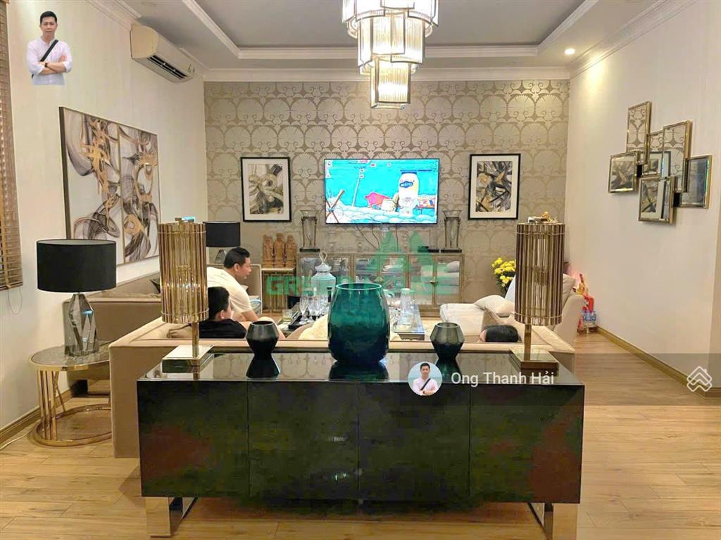 Cho thuê biệt thự đầy đủ nội thất tại phú mỹ hưng, 237m2(13,2x18m)3 tầng,3pn,cạnh siêu thị vivocity