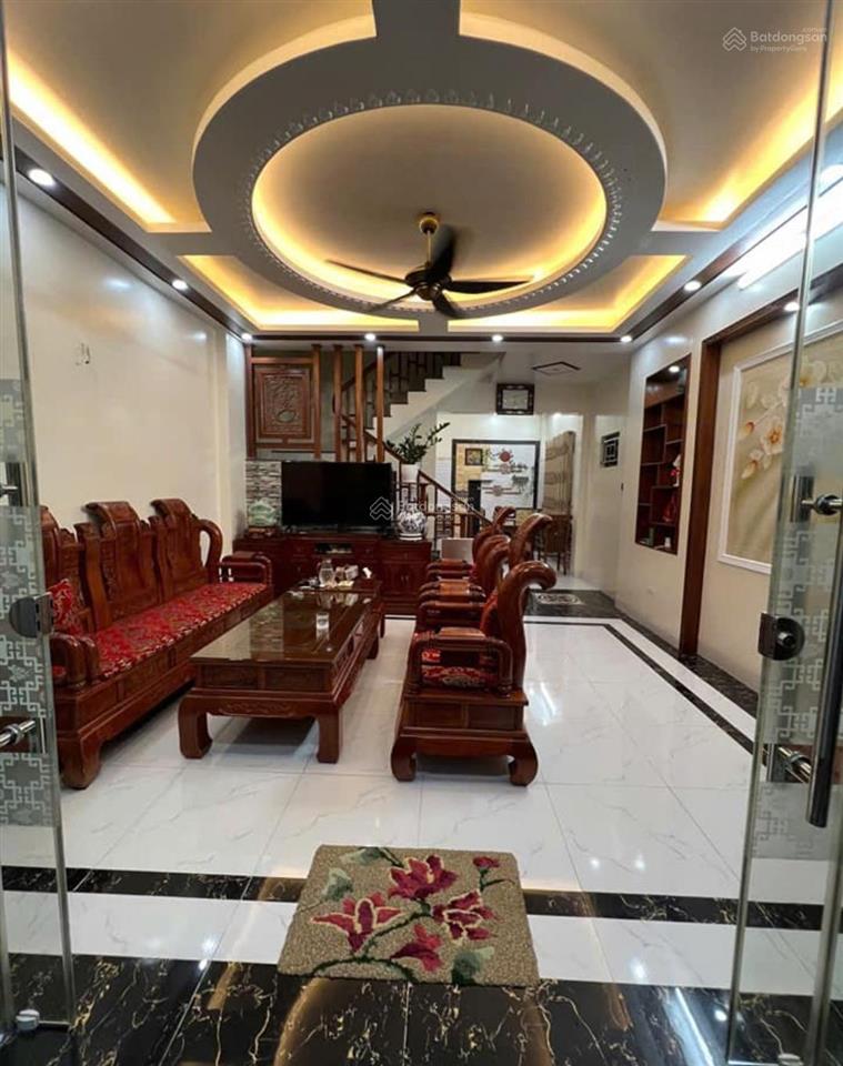 Siêu hiếm chỉ 8 tỷ. có ngay nhà nguyễn khuyến, văn quán hà đ. dt42m2 x 5t, 1 nhà ra phố. kinh doanh