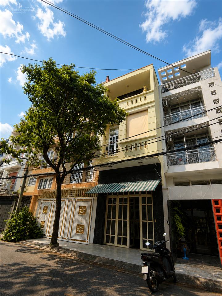 Bán nhà hxh ba vân  hẻm thông tứ phía  dt 4.5 x 19m  vuông vức  vị trí đẹp giá 13.9 tỷ tl
