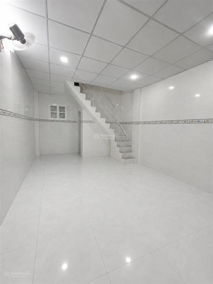 Chỉ với 2.x tỷ có ngay căn nhà ~30 m2 tọa lạc trên đường lạc long quân, bảy hiền, tân bình
