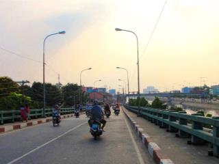 Mua đất tặng nhà, chính chủ 30 năm chưa đầu tư, nhà ngay chợ bình đông, 188m2 chỉ 7.x tỷ tl mạnh