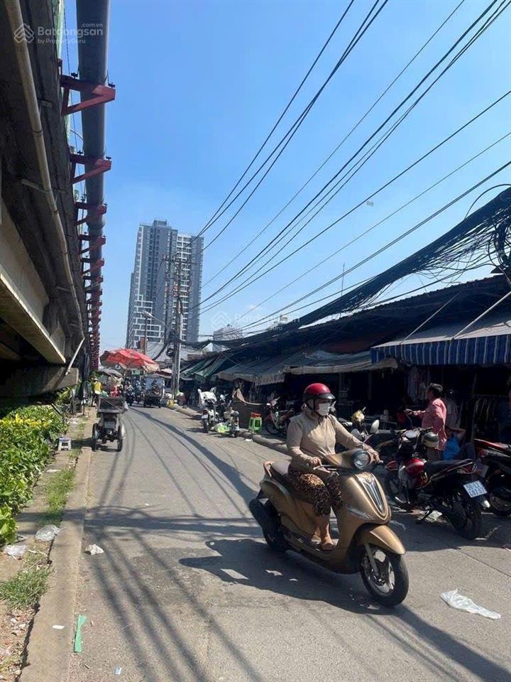 Mua đất tặng nhà, chính chủ 30 năm chưa đầu tư, nhà ngay chợ bình đông, 188m2 chỉ 7.x tỷ tl mạnh