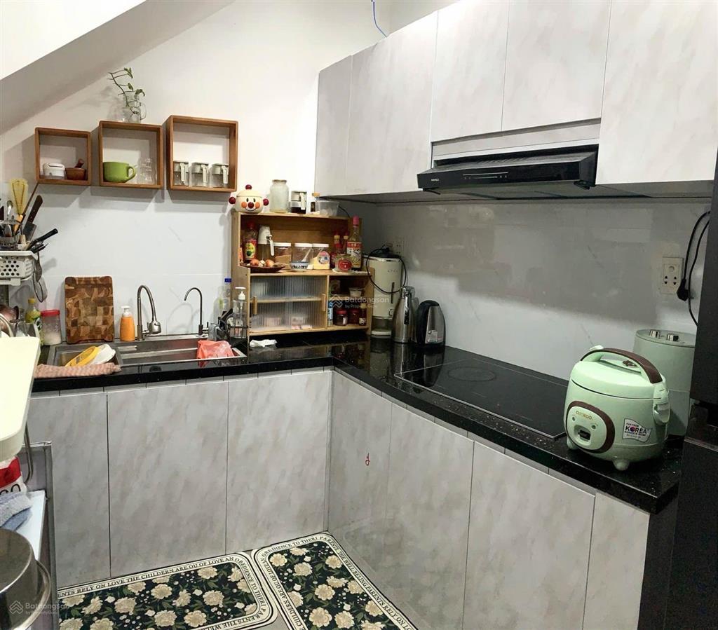 Hẻm xe hơi lạc long quân, 3 tầng dtsd 60m2 chỉ 4.x tỷ, ngay công viên văn hóa đầm sen
